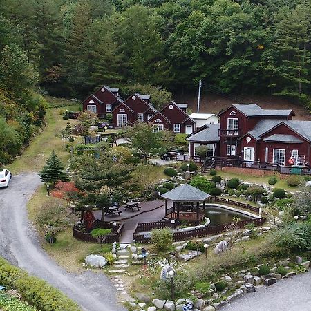 Sisilli Pension Pyeongchang Exterior photo