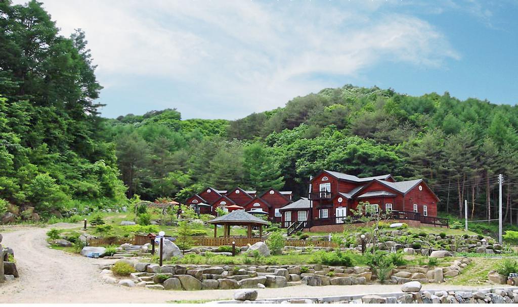Sisilli Pension Pyeongchang Exterior photo