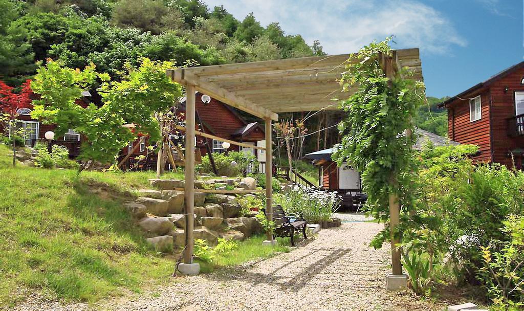 Sisilli Pension Pyeongchang Exterior photo