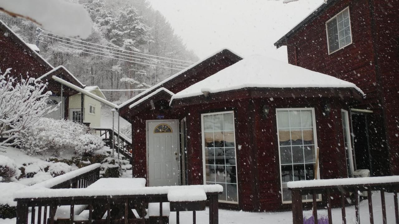 Sisilli Pension Pyeongchang Exterior photo